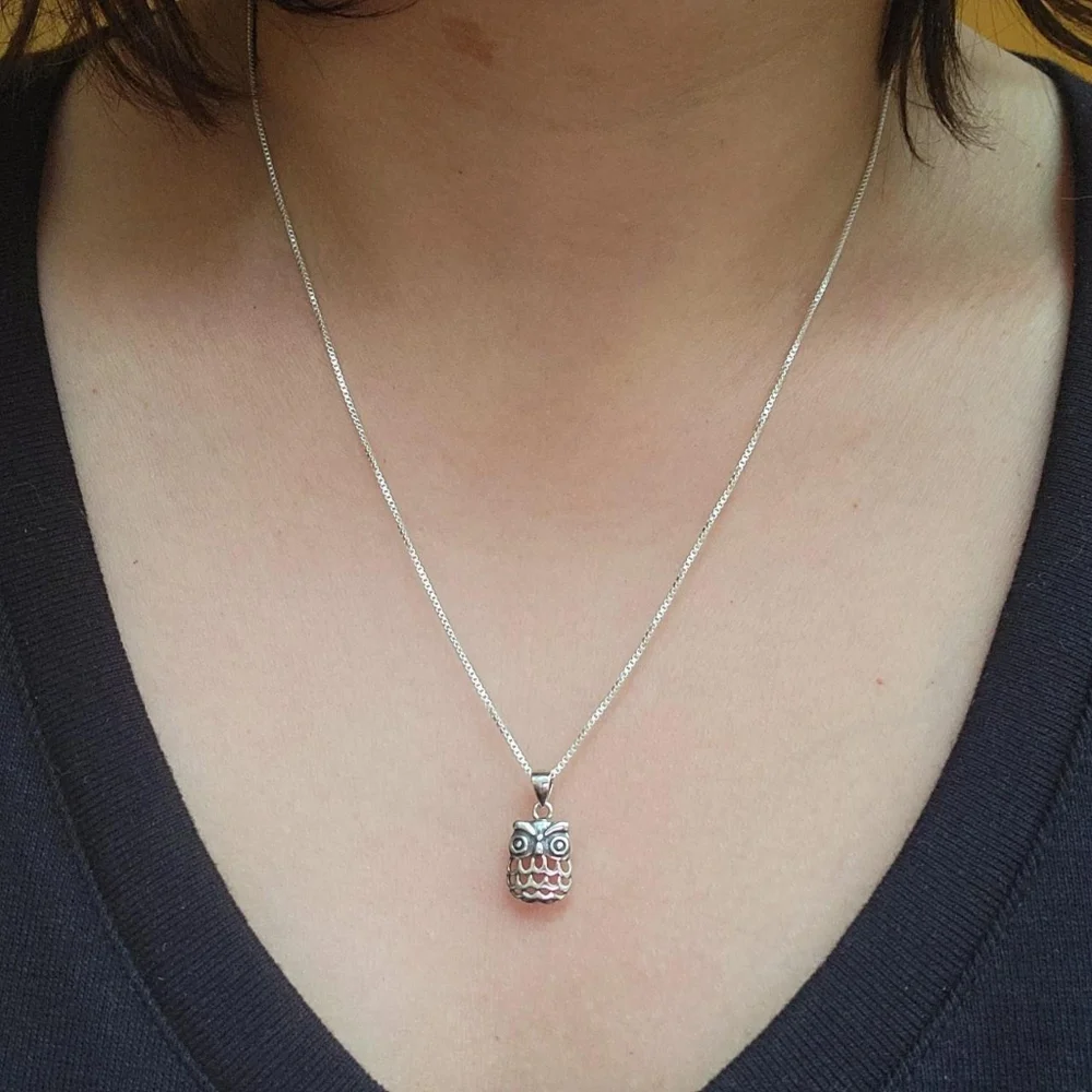 Handmade New 925 Sterling Silver Dainty Owl Necklace - Picture 2 of 7